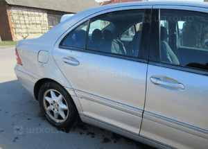 Drzwi tył tylne prawe mercedes c-klasa W203 sedan C744 2000-2007 1