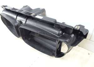 BMW 5 F10 F11 wlot powietrza  ŻALUZJA ROLETA PRZÓD 720078720 oryginał 3