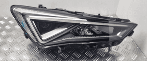 Seat tarraco lampa prawa przód uk 5FK941008H km 1