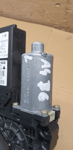 Silniczek szyby lewy przód przedni lewy Audi A4 B6 8E1959801B 5