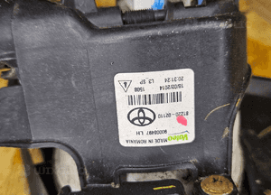Toyota AURIS II 12-15 halogen lewy kratka zderzaka 4