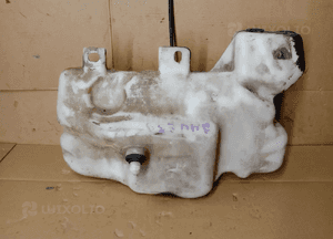 Zbiorniczek płynu spryskiwaczy pompki XENON BMW E39 8364941A 5