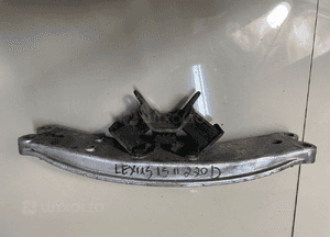 Lexus is 220D 2.2 łapa podpora skrzyni biegów 3