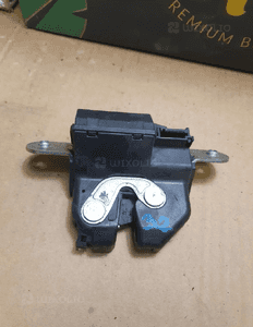 ZAMEK KLAPY BAGAŻNIKA FIAT GRANDE PUNTO Opel Corsa d 55701971 1
