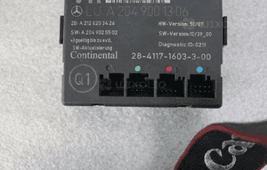 MODUŁ DRZWI PRAWY MERCEDES W204 W212 A2049001306 2012 2