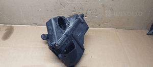 Obudowa filtra powietrza BMW I E87 Lift 2.0D 7797460 3