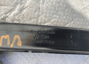 Vw t-roc belka zderzaka dolna 4