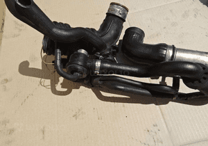 RURA INTERCOOLERA VW AUDI SKODA 06A145681H 4