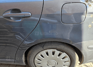 Toyota Avensis T25 kombi blotnik tył tylny prawy lewy 4