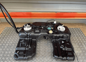 BMW X5 F15 ZBIORNIK BAK PALIWA POMPA WLEW BENZYNA 1