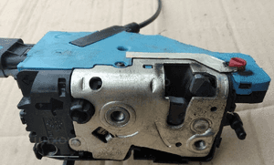 Citroen C4 Picasso I zamek drzwi tyl tylny  prawy lewy 1