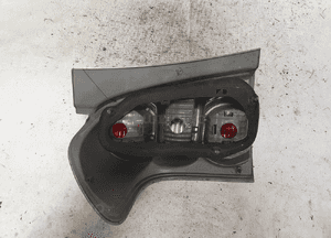 * LAMPA TYLNA PRAWA TYŁ PRAWO TOYOTA COROLLA VERSO II LIFT 4