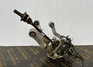 BMW 5 F10 F11 Zwrotnica tył Prawa - 16302 2