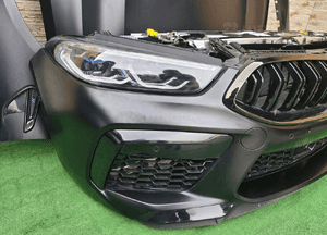 MASKA BŁOTNIKI ZDERZAK LAMPY PAS CHŁODNICE BMW M8 F92 F93 490 6