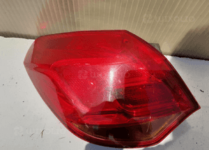 Opel astra j hb lampa tył tylna lewa 1