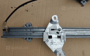 Nissan Note E11 I mechanizm podnosnik szyby przod prawy 8