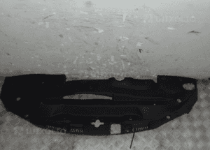 OSŁONA MASKOWNICA PASA PRZEDNIEGO LEXUS IS220 5 12 4