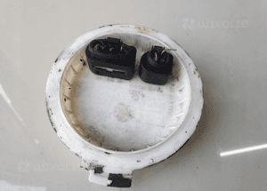 AUDI A8 D3 DEKIEL KOŁNIEŻ POMPY 3D0919679 1