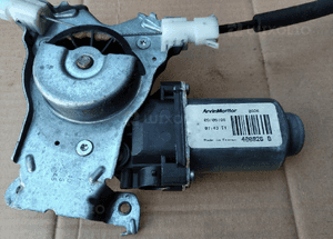 Nissan Note E11 I mechanizm podnosnik szyby przod prawy 2