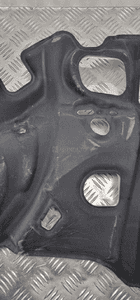 Mercedes W177 wygłuszenie błotnika prawy tył A1776822500 4