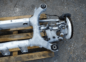 Bmw F10 belka zawieszenie tylne 3