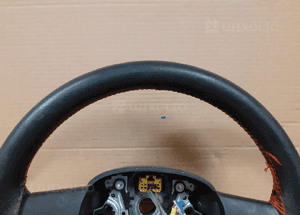 # KIEROWNICA VW GOLF V / PASSAT B6 /JETTA/TOURAN/ POLO (lok. 167) OBSZYTA OBITA SKÓRĄ CZERWONA NIĆ 4