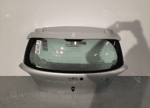 ! KLAPA BAGAZNIKA TYŁ TYLNA TOYOTA YARIS 1 SREBRNY 199 6