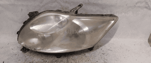 Przod przednia lampa lewa toyota auris E15 1