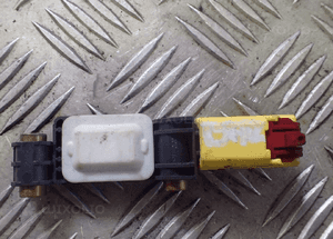 AUDI A4 B6 B7 CZUJNIK UDERZENIA 8E0959643B RADOM 1