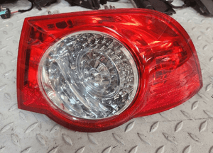 VW EOS LAMPA LED TYŁ TYLNA PRAWA ORYGINAŁ ŁADNA 1Q0945096 1