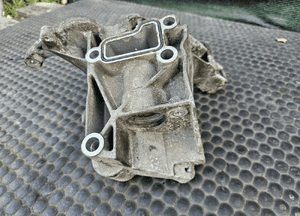 Lapa Wspornik Podpora Pompy Wspomagania Paliwa Alternator Mocowanie Rolka 2.7 3.0 TDI V6 Audi A4 B8 A5 A6 C7 A7 A8 Q5 6