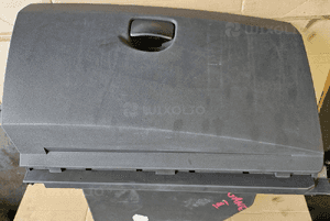 Renault Megane II półka schowek pasażera 2