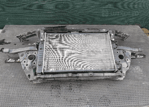 Pas Przedni Wzmocnienie Czolowe Chlodnica Zamek Audi A6 C5 2.4 2.8 V6 4