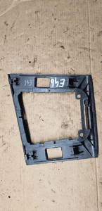 Ramka dekor tunelu zmiany biegów BMW 3 E46 8211465 5