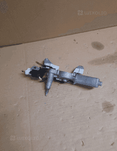 SILNICZEK WYCIERACZKI TYŁ HONDA CIVIC VII nr 53022912 6