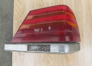 MERCEDES S 140 lift lampa tylna prawy tył