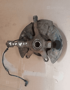 Zwrotnica piasta lewy przód przednia lewa Mercedes A168 2