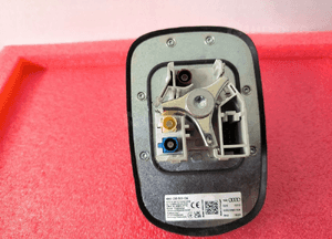 Audi OE Antena dachowa GPS 4N0035503CM Kolor Y9B 3