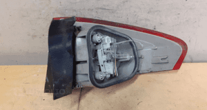 X. ford mondeo MK4 hb lampa tył tylna lewa 2