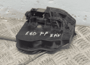ZAMEK DRZWI PRAWY PRZÓD BMW E60/61 EUROPA 5 PIN 2