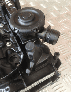 Bmw mini pokrywa zaworów N47 7823180 7
