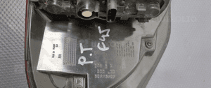 Bmw F45 lampa prawa tylna błotnik 7311030 12