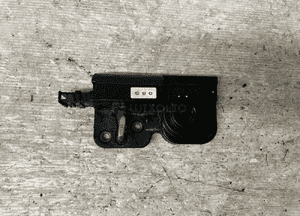 Porsche Cayenne I zamek dociąg klapy bagażnika 7L0827511 1