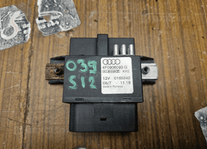 Moduł Sterownik 4F0906093G Pompy Paliwa 2.0 TFSI 3.2 FSI Audi A4 B7 A6 C6 VW 1