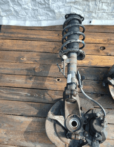 MCPHERSON AMORTYZATOR LEWY PRZÓD PRZEDNI ZWROTNICA FORD KUGA MK1 2.0 TDCI 7