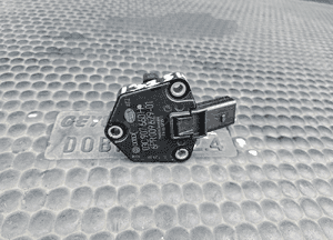 Czujnik 03C907660 H M Sensor Poziomu Stanu Oleju Silnika Audi A4 B8 VW Skoda Seat 17