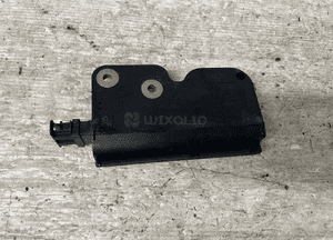 Porsche Cayenne I zamek dociąg klapy bagażnika 7L0827511 5