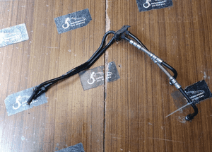 Przewod Przewody 8E1614706AJ 8E1614705AC Rurki Serwo ABS Hamulcowe Łacznik Europa Audi A4 B6 1