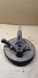 Zwrotnica lewy przód przednia lewa Dacia Logan 1.5 DCI 3