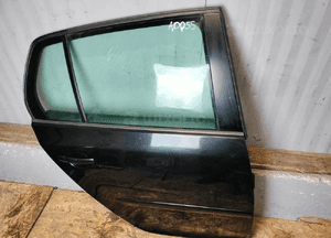 DRZWI PRAWY TYŁ VW GOLF V HB 5D 6